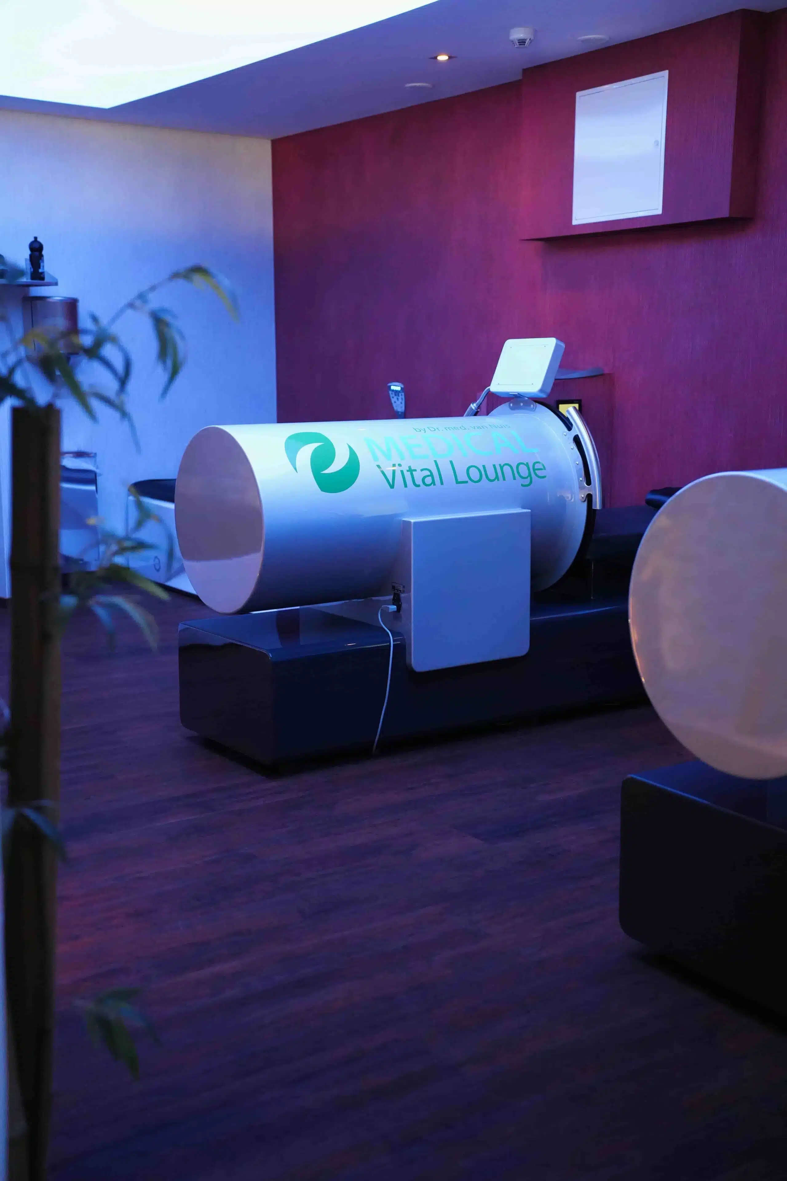Vakuumröhre für die Vakuumtherapie bei MY PULSE PRIME in Bonn-Kessenich