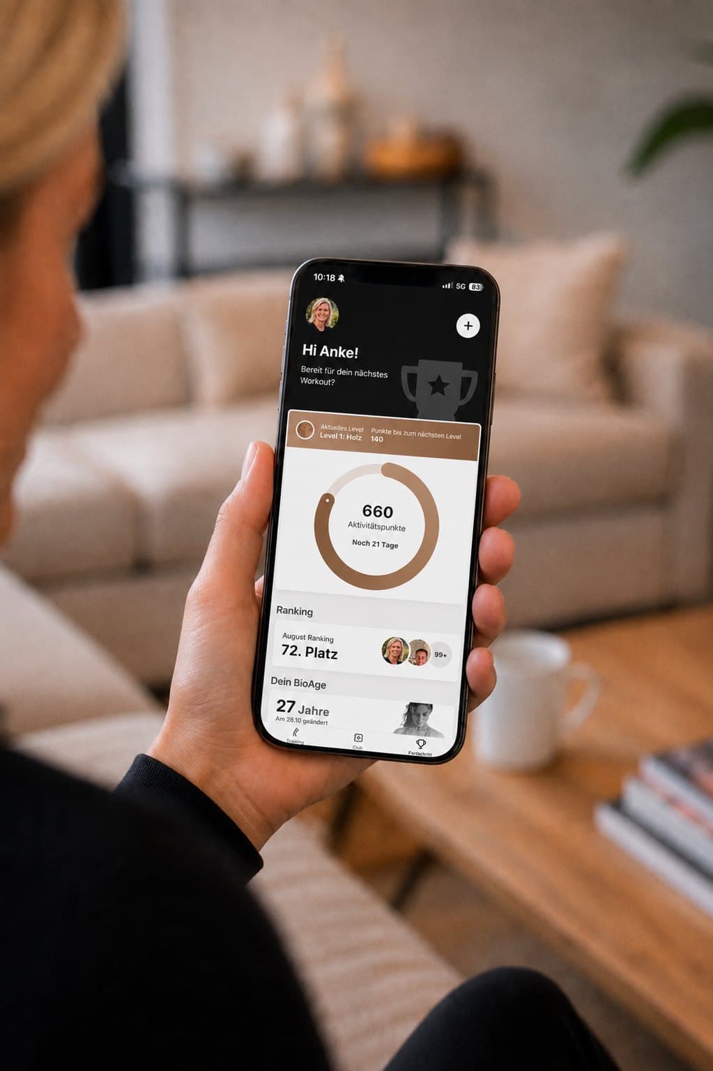 App-Ansicht mit Aktivitätspunkten, Level und Monats-Ranking