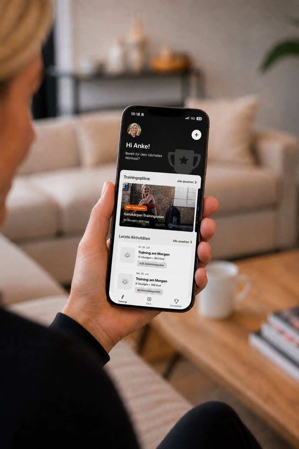 App-Ansicht mit dem Ganzkörper-Trainingsplan und den letzten Aktivitäten